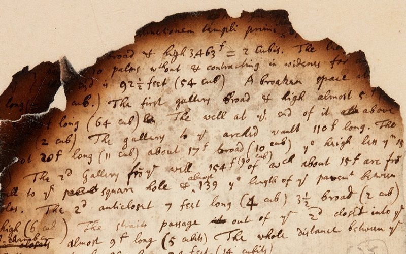 Anotações queimadas de Isaac Newton sobre a Grande Pirâmide revelam sua pesquisa sobre o Apocalipse